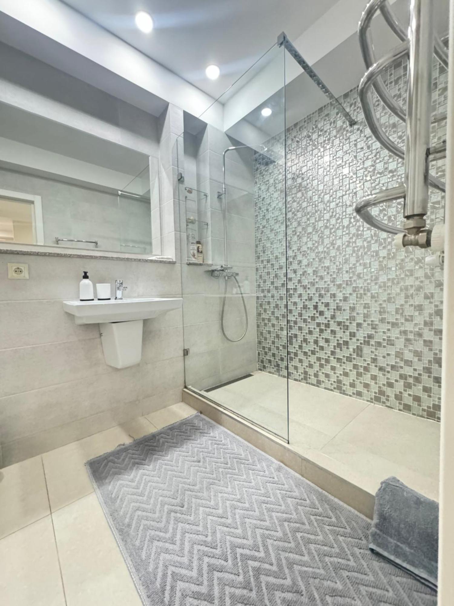 New Lux Apartment In Кишинёв Экстерьер фото